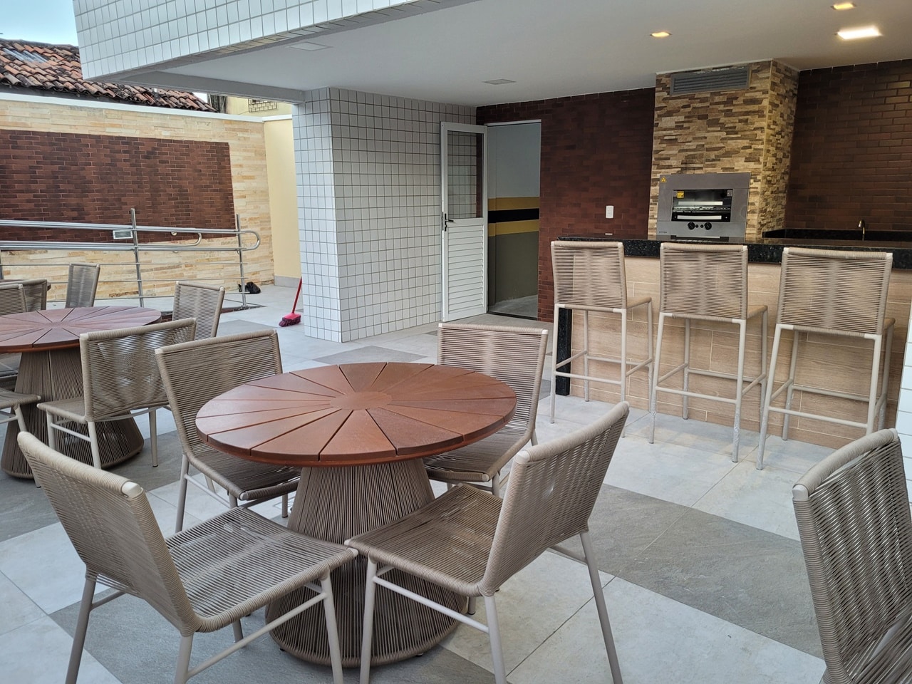 Venda de Apartamento na Aldeota – 100m², 3 Suítes e 2 Vagas – Haus,