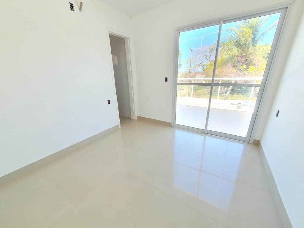 Bello Village | Casa a venda com 3 quartos 2 vagas na Estrada do Fio
