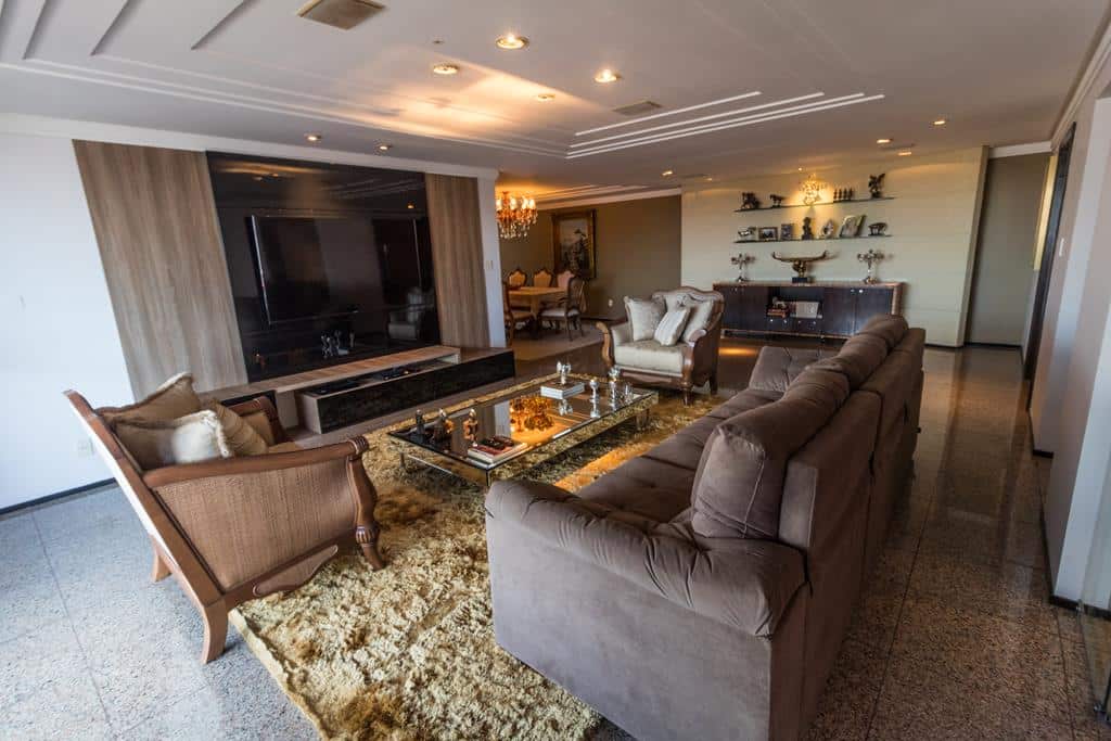 Apartamento de Alto Padrão no Meireles
