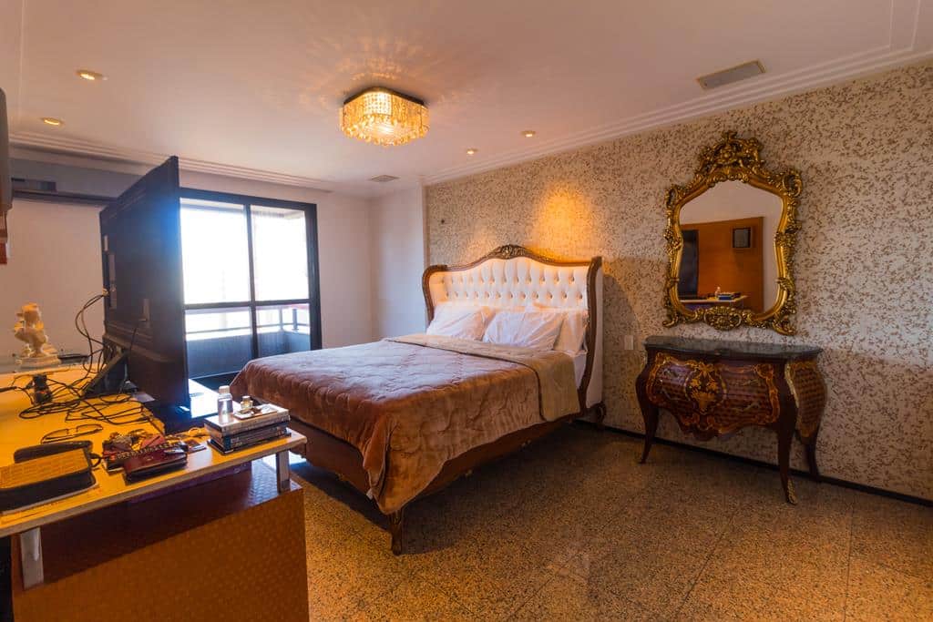 Apartamento de Alto Padrão no Meireles