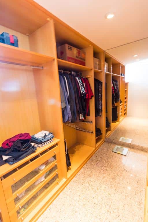 Apartamento de Alto Padrão no Meireles