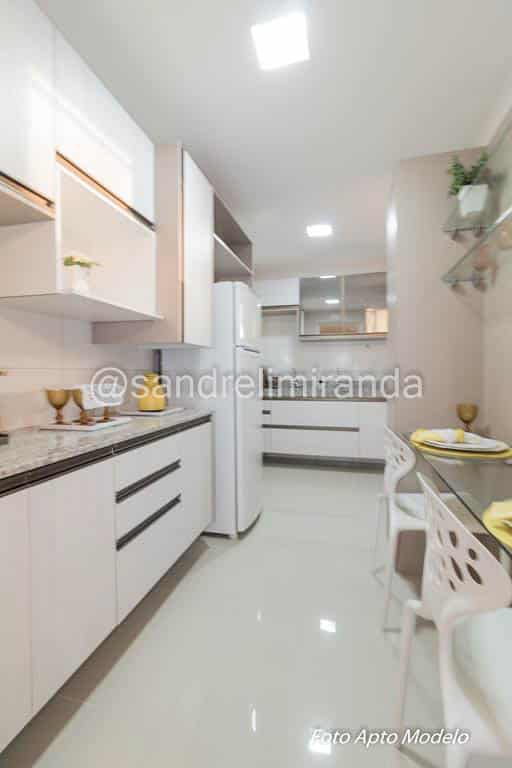 Apartamento com 3 quartos a venda no Coco Fortaleza, Ce