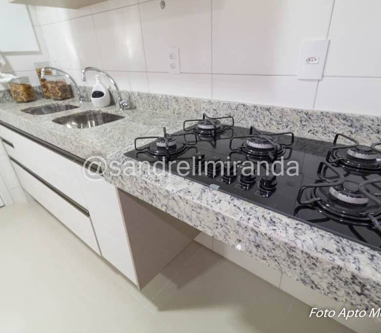 Apartamento com 3 quartos a venda no Coco Fortaleza, Ce