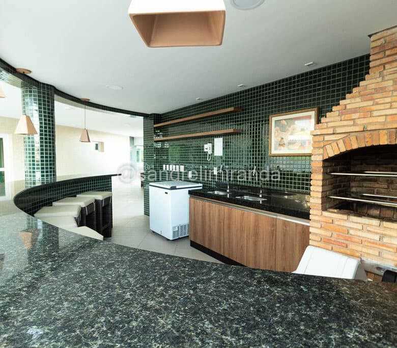 Apartamento com 3 Quartos a Venda no Guararapes Fortaleza