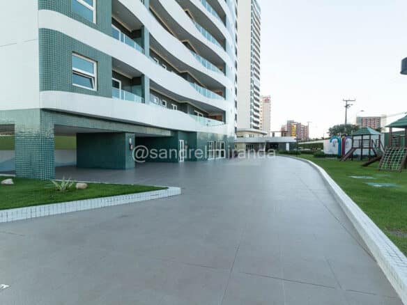 Apartamento com 3 Quartos a Venda no Guararapes Fortaleza