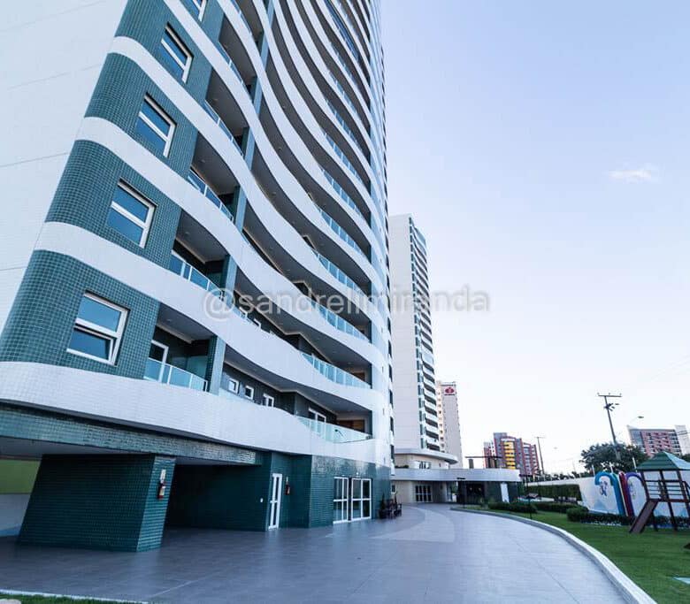 Apartamento com 3 Quartos a Venda no Guararapes Fortaleza