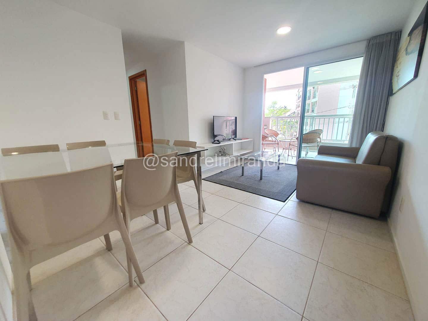 Porto Beach Porto das Dunas | 76m², 3 Qts e Varanda Gourmet