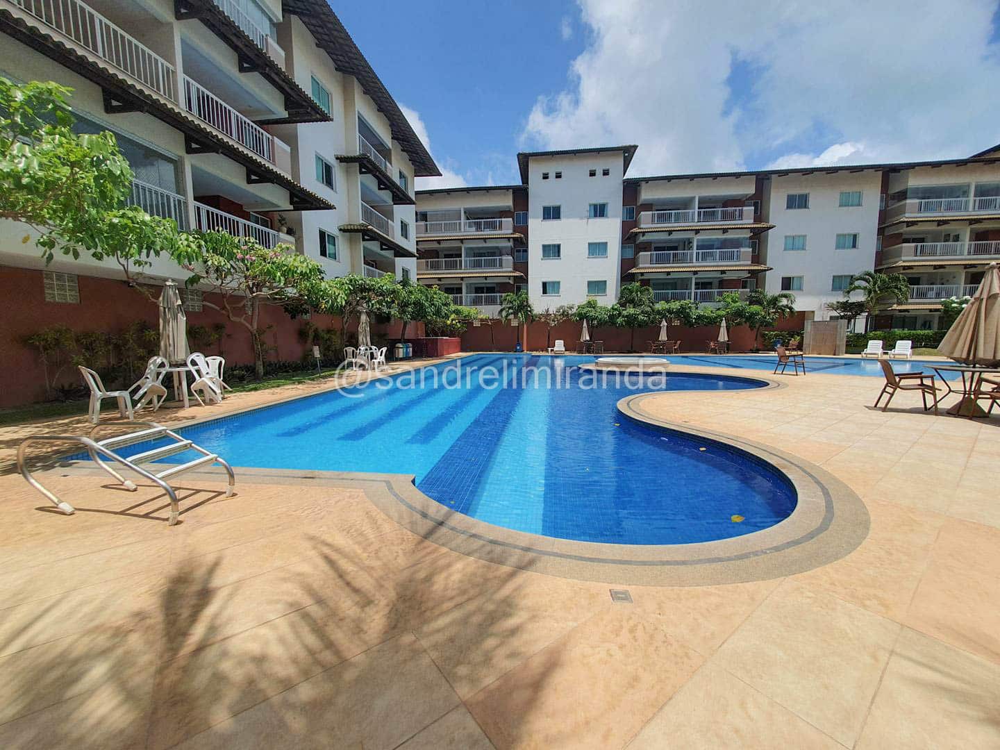 Porto Beach Porto das Dunas | 76m², 3 Qts e Varanda Gourmet