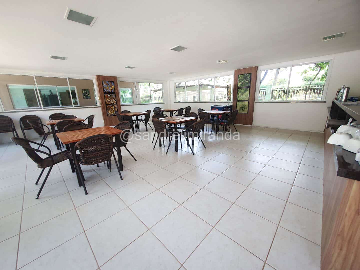 Porto Beach Porto das Dunas | 76m², 3 Qts e Varanda Gourmet