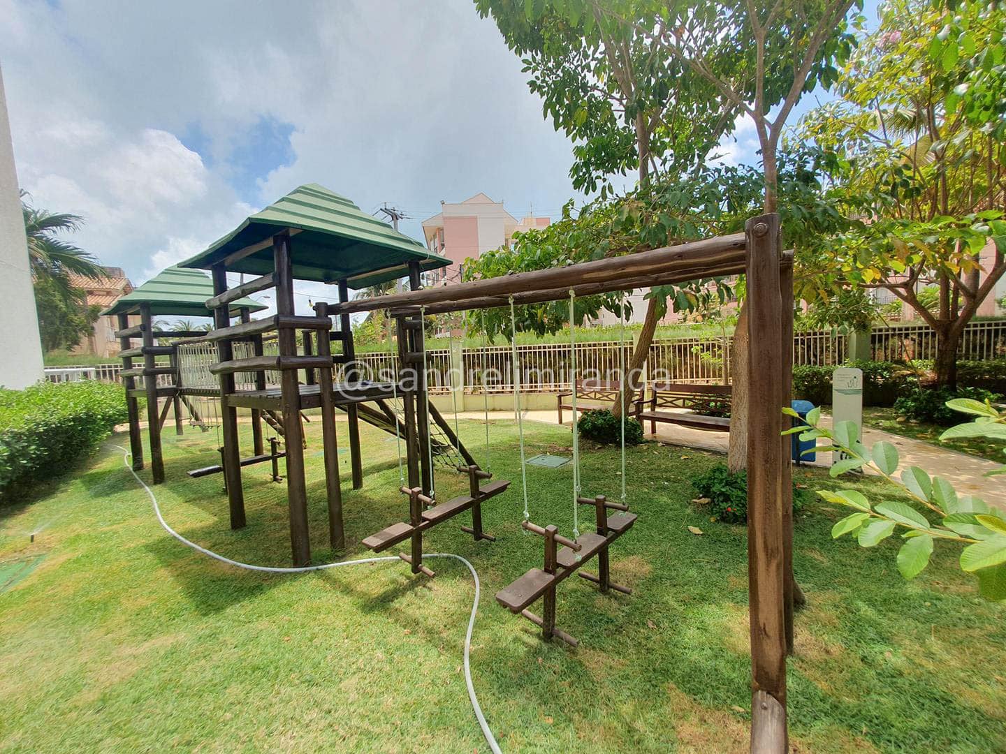 Porto Beach Porto das Dunas | 76m², 3 Qts e Varanda Gourmet