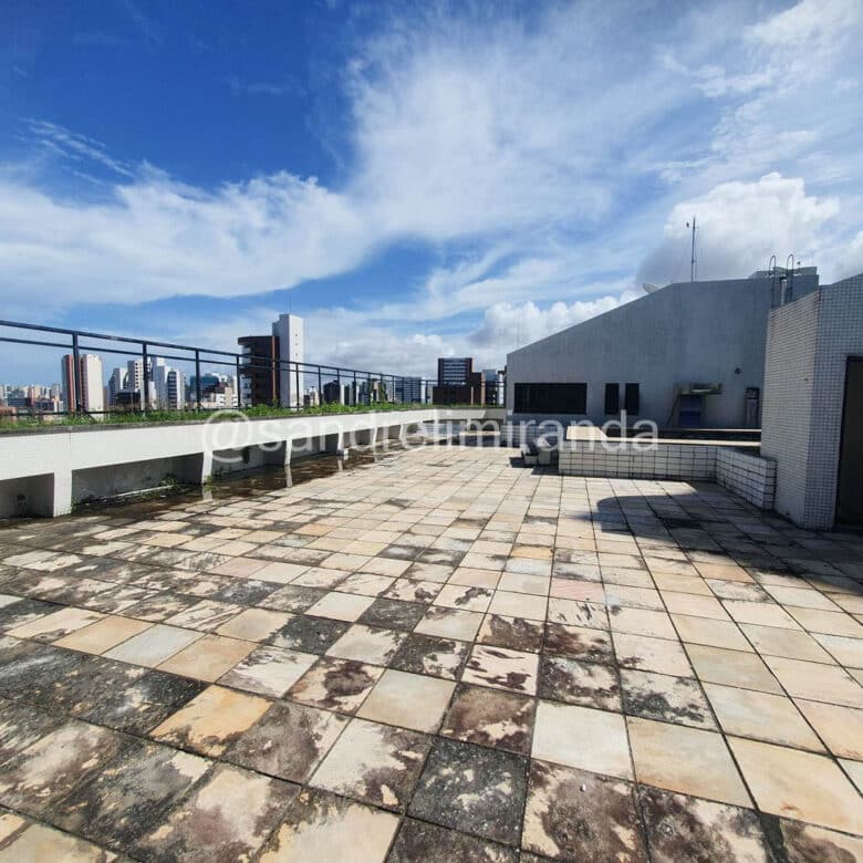 Amplo apartamento à Venda no Meireles 3 Quartos