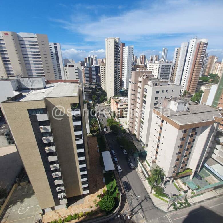 Amplo apartamento à Venda no Meireles 3 Quartos