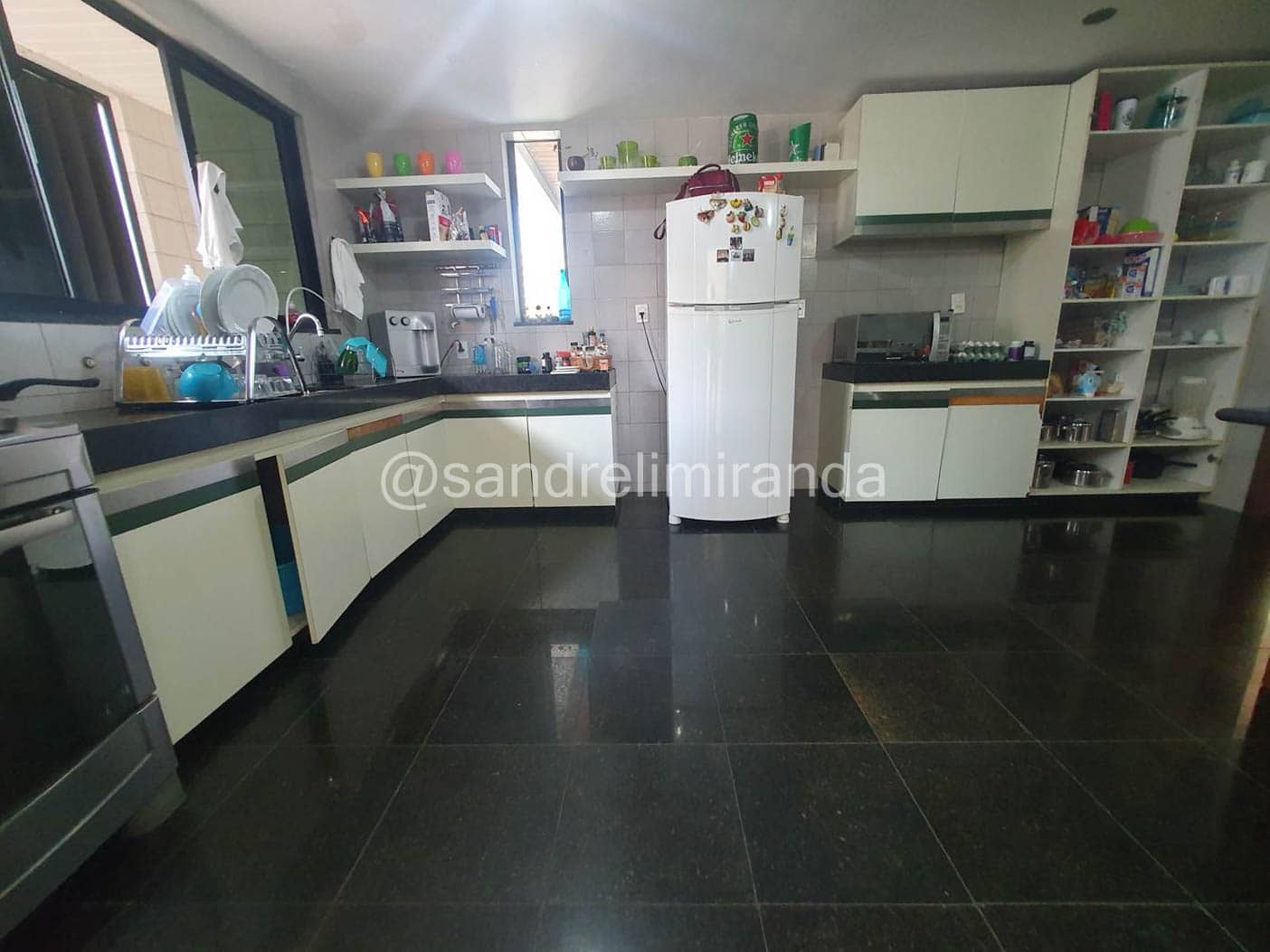 Amplo apartamento à Venda no Meireles 3 Quartos