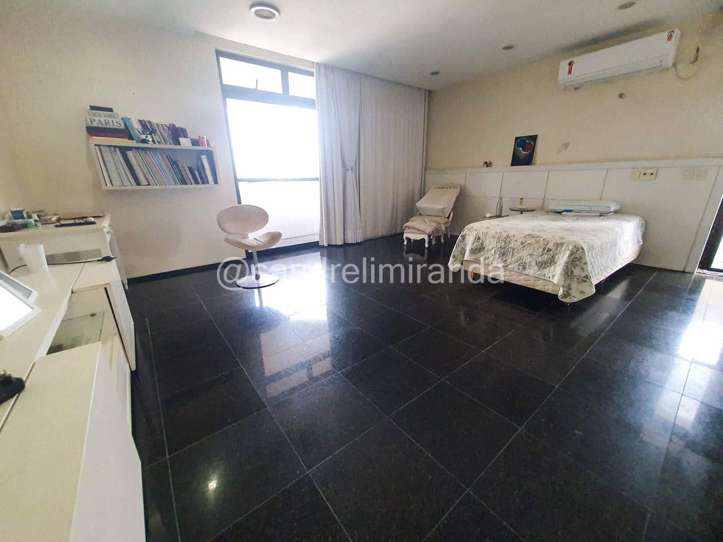 Amplo apartamento à Venda no Meireles 3 Quartos
