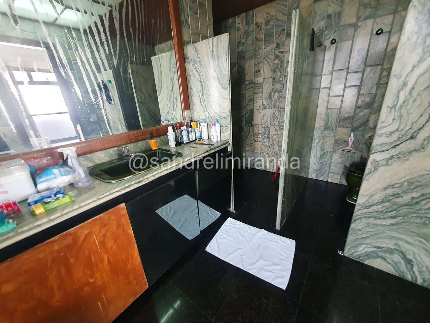 Amplo apartamento à Venda no Meireles 3 Quartos
