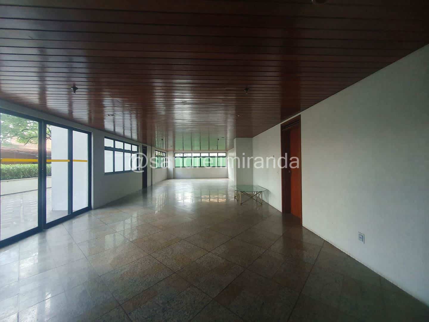 Amplo apartamento à Venda no Meireles 3 Quartos