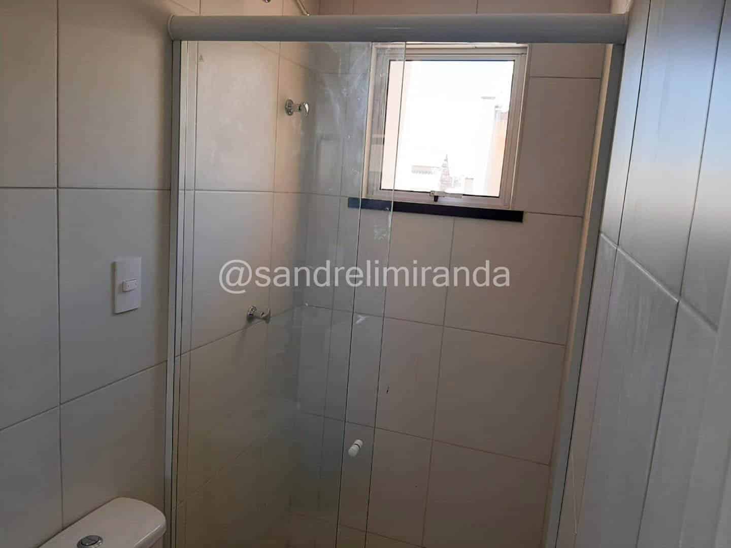 Casa Duplex na Cidade dos Funcionários – Pronta para Morar