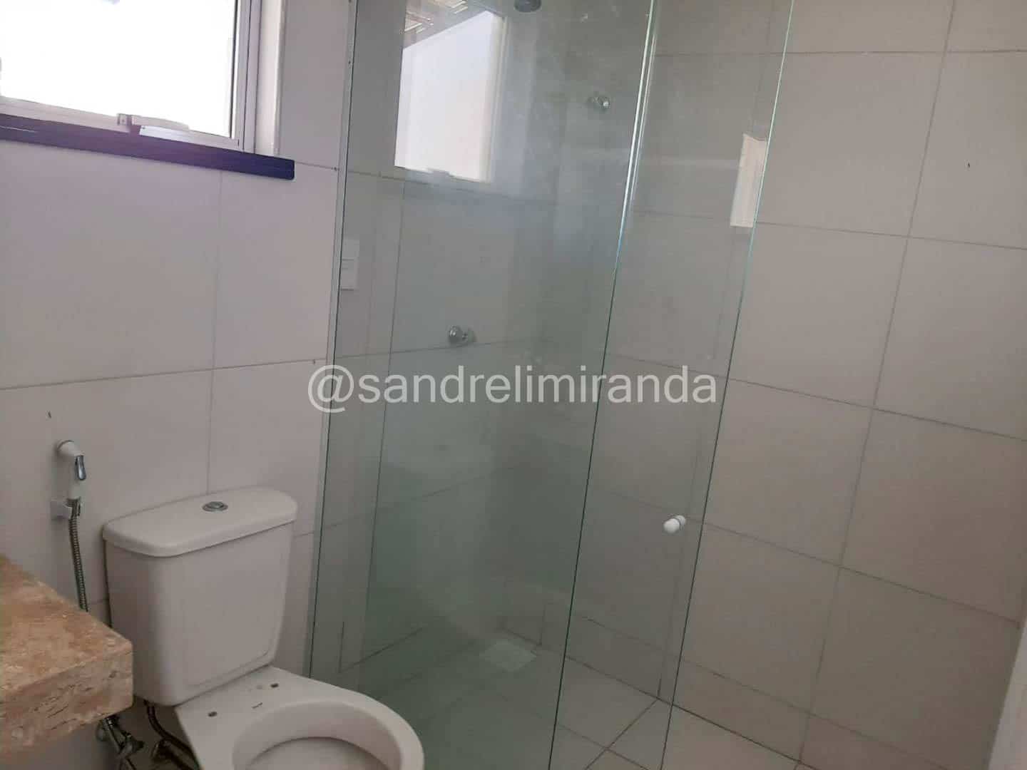 Casa Duplex na Cidade dos Funcionários – Pronta para Morar