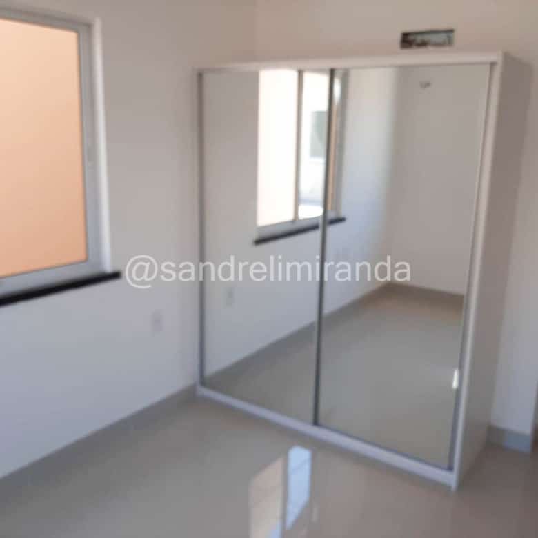 Casa Duplex na Cidade dos Funcionários – Pronta para Morar