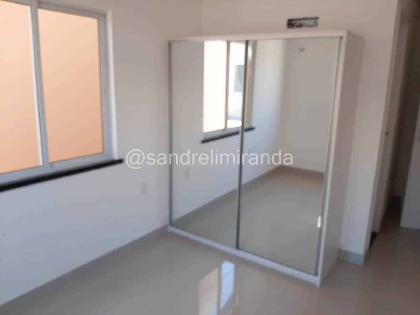 Casa Duplex na Cidade dos Funcionários – Pronta para Morar
