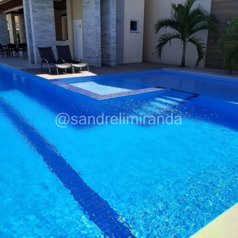 Casa Duplex na Cidade dos Funcionários – Pronta para Morar