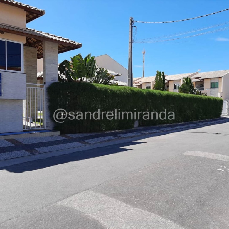 Casa Duplex na Cidade dos Funcionários – Pronta para Morar