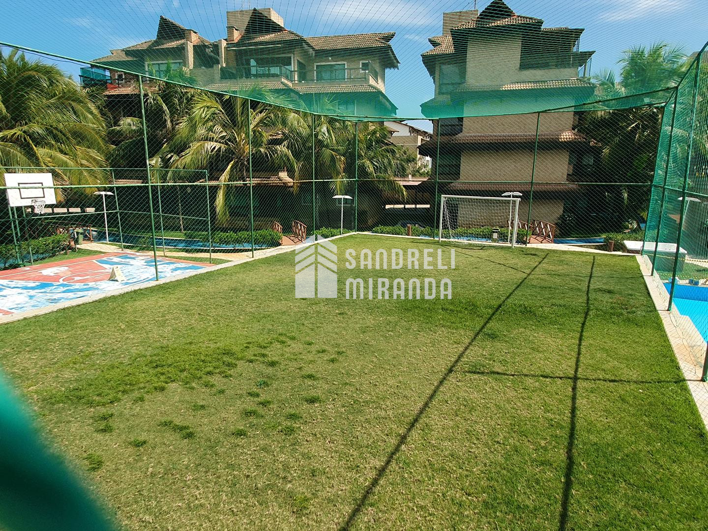 Cobertura Duplex à Venda no Porto das Dunas – Parque das Ilhas