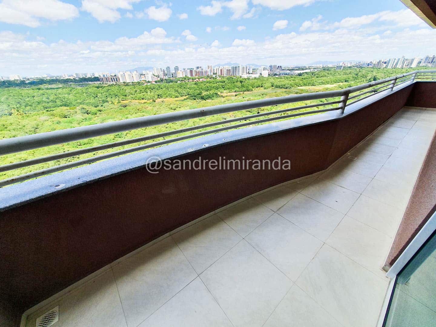 Apartamento à Venda 3 quartos, 2 Vagas Vista para o Cocó