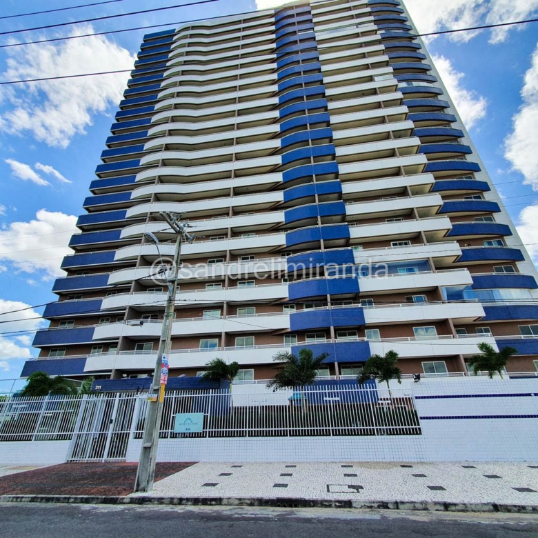 Apartamento à Venda 3 quartos, 2 Vagas Vista para o Cocó