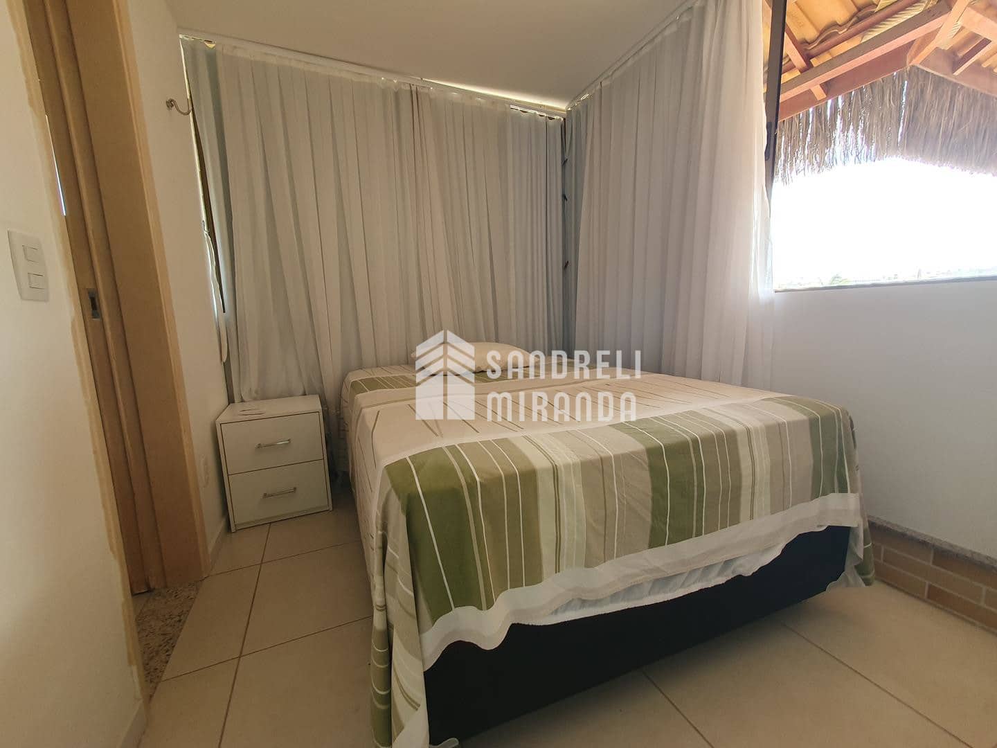 Cobertura Duplex à Venda no Porto das Dunas – Parque das Ilhas