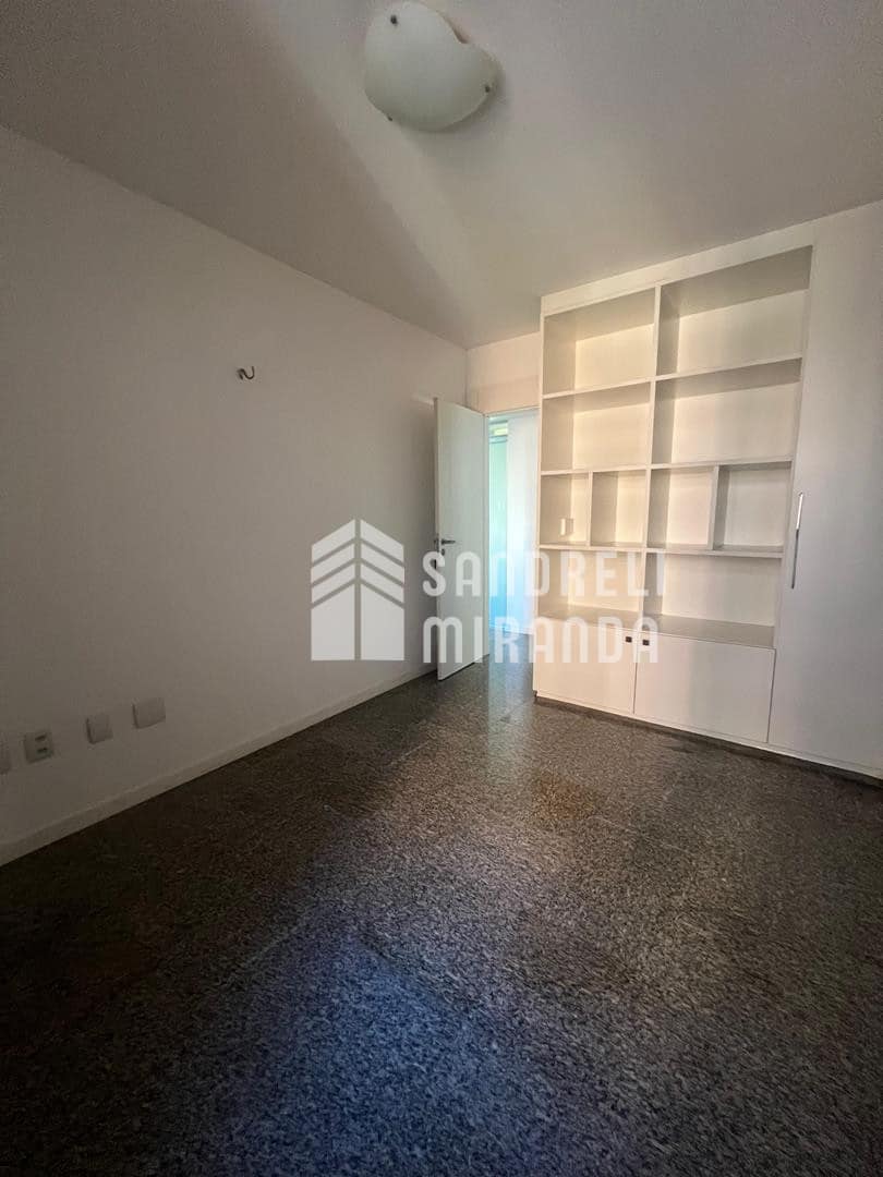 Apartamento a Venda com 3 quartos 3 vagas | Guararapes