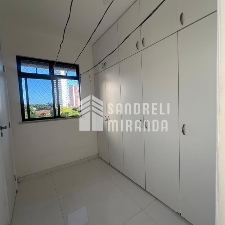 Apartamento a Venda com 3 quartos 3 vagas | Guararapes