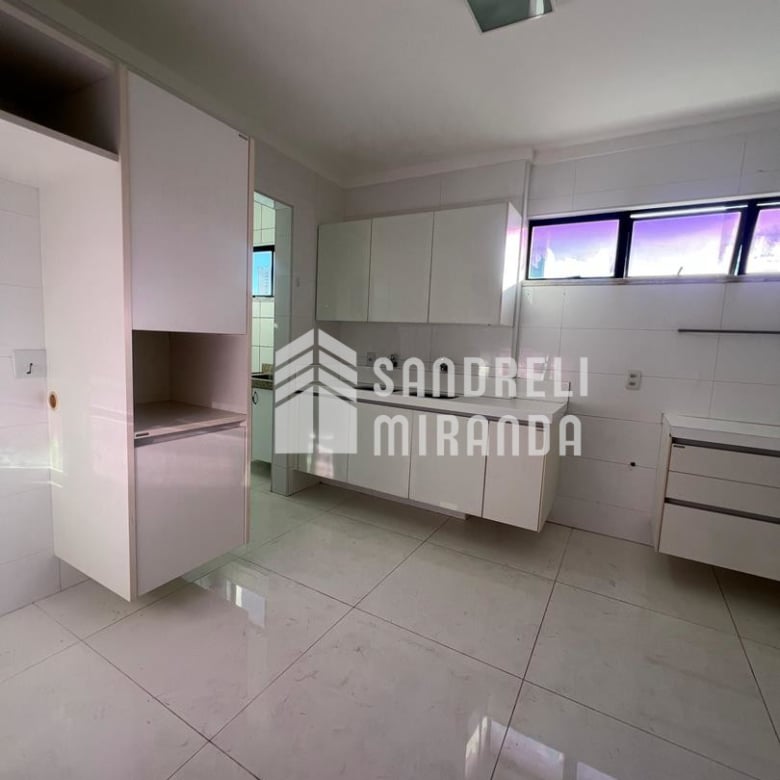 Apartamento a Venda com 3 quartos 3 vagas | Guararapes