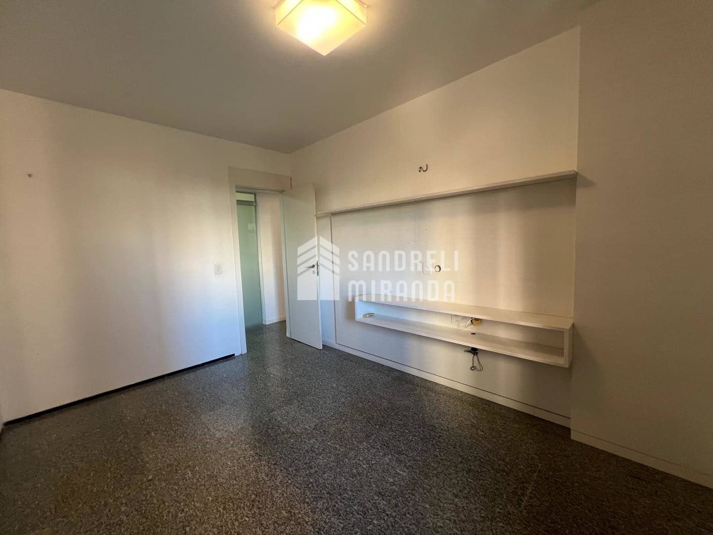 Apartamento a Venda com 3 quartos 3 vagas | Guararapes