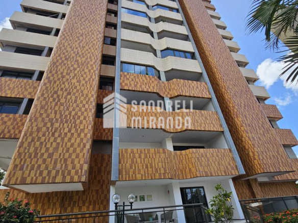 Apartamento a venda 3 quartos 3 vagas no Guararapes Fortaleza | Dellos