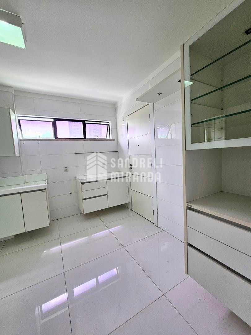 Apartamento a venda 3 quartos 3 vagas no Guararapes Fortaleza | Dellos