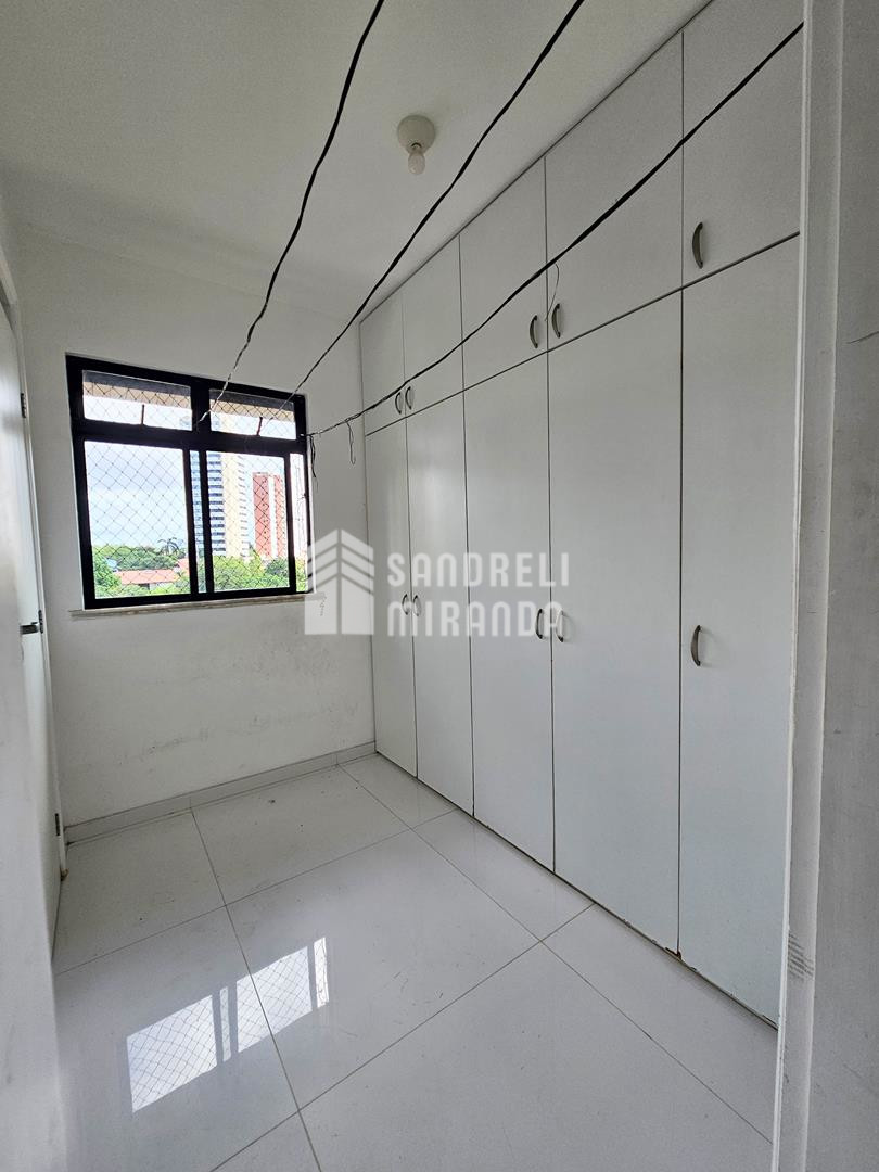 Apartamento a venda 3 quartos 3 vagas no Guararapes Fortaleza | Dellos