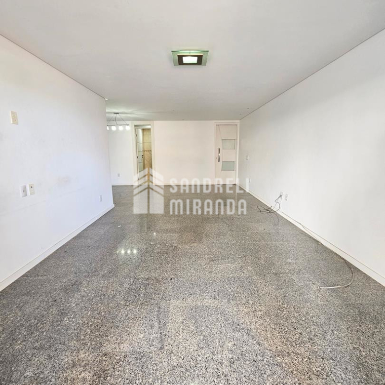 Apartamento a venda 3 quartos 3 vagas no Guararapes Fortaleza | Dellos
