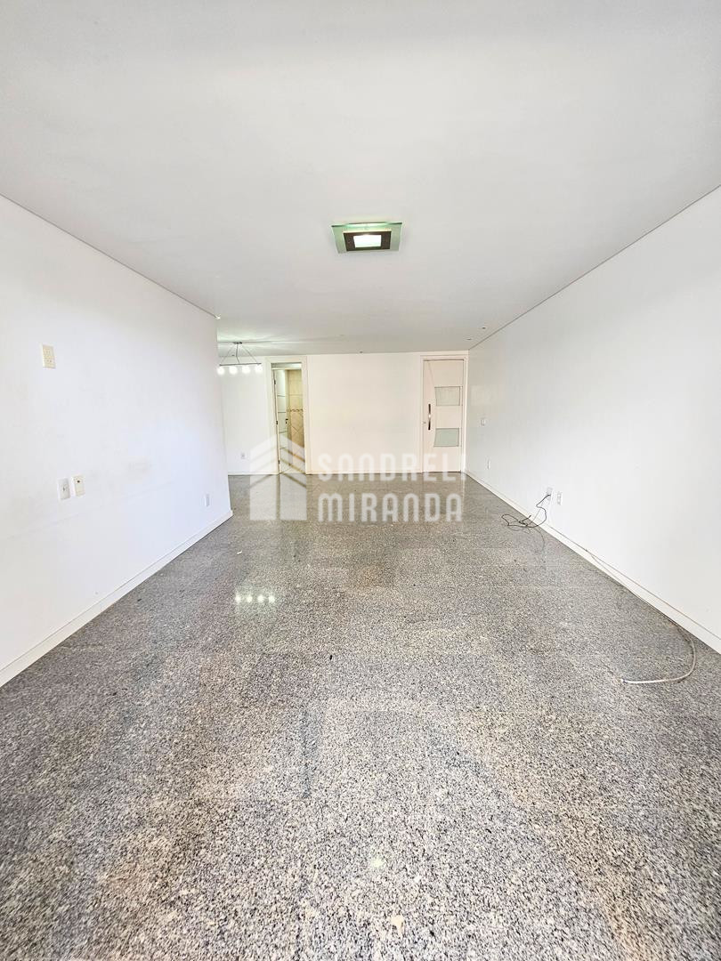 Apartamento a venda 3 quartos 3 vagas no Guararapes Fortaleza | Dellos