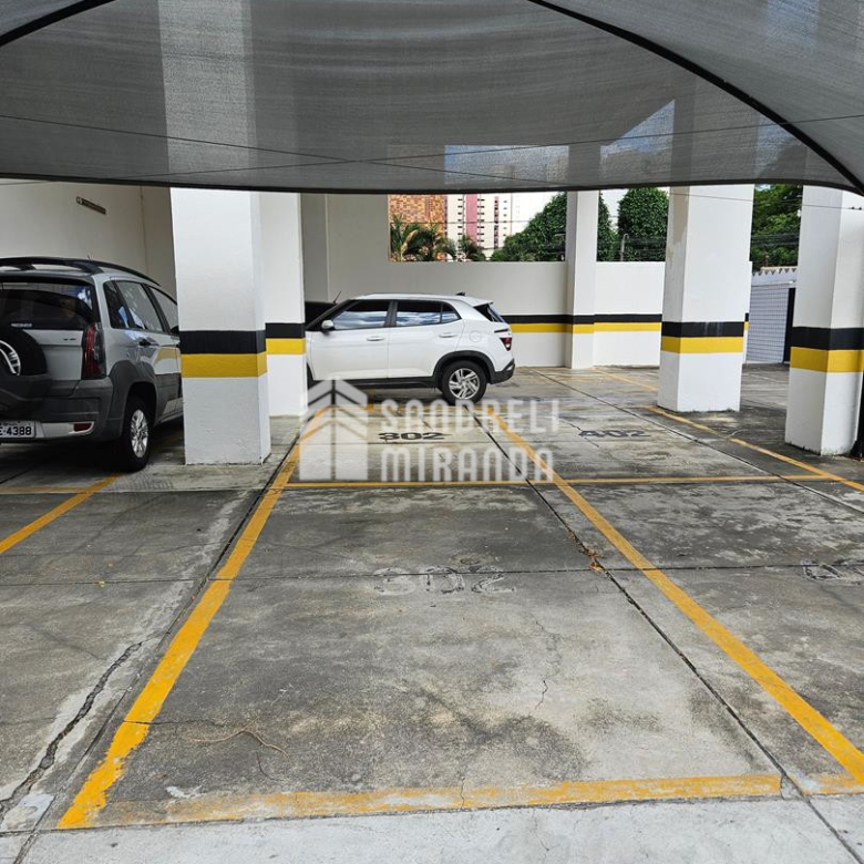 Apartamento a venda 3 quartos 3 vagas no Guararapes Fortaleza | Dellos