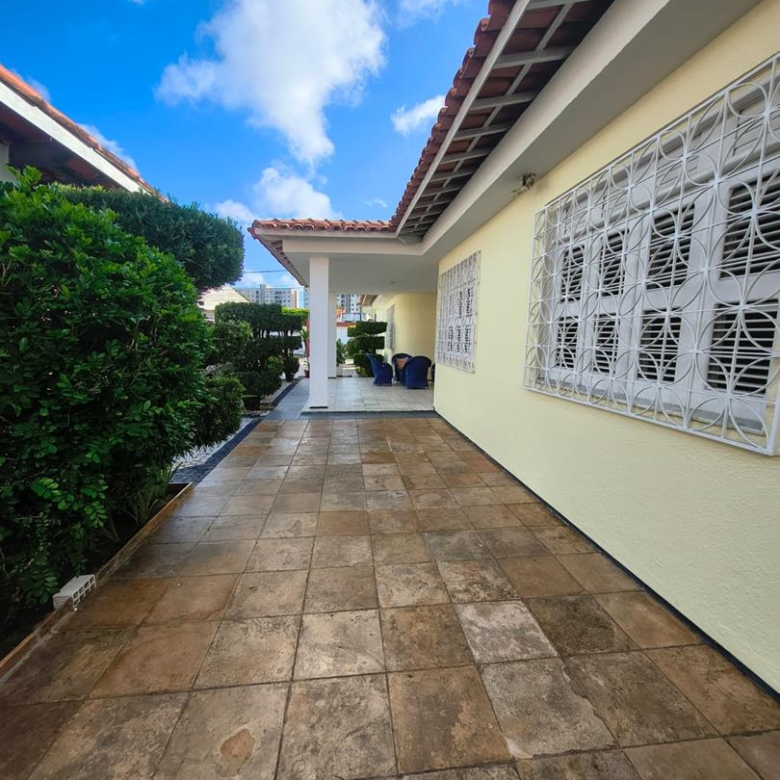 Casa Plana a venda na Cidade dos Funcionários | Fortraleza Ce