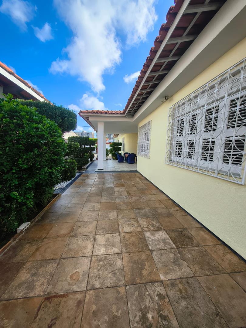 Casa Plana a venda na Cidade dos Funcionários | Fortraleza Ce