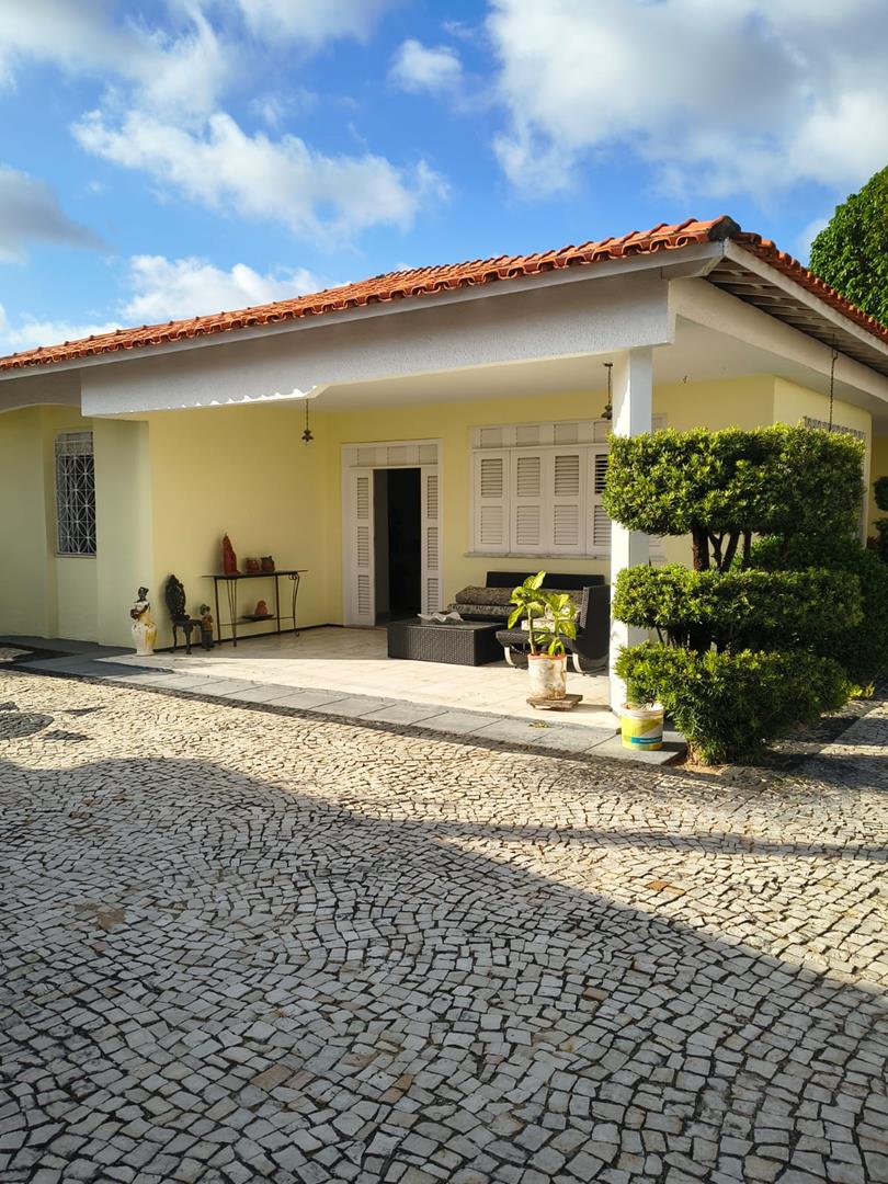 Casa Plana a venda na Cidade dos Funcionários | Fortraleza Ce