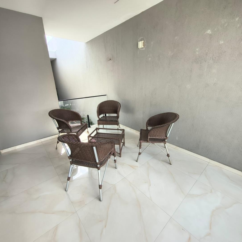 Casa Duplex Nova com 4 Suítes, 177 m² e Excelente Acabamento – R$ 720 Mil