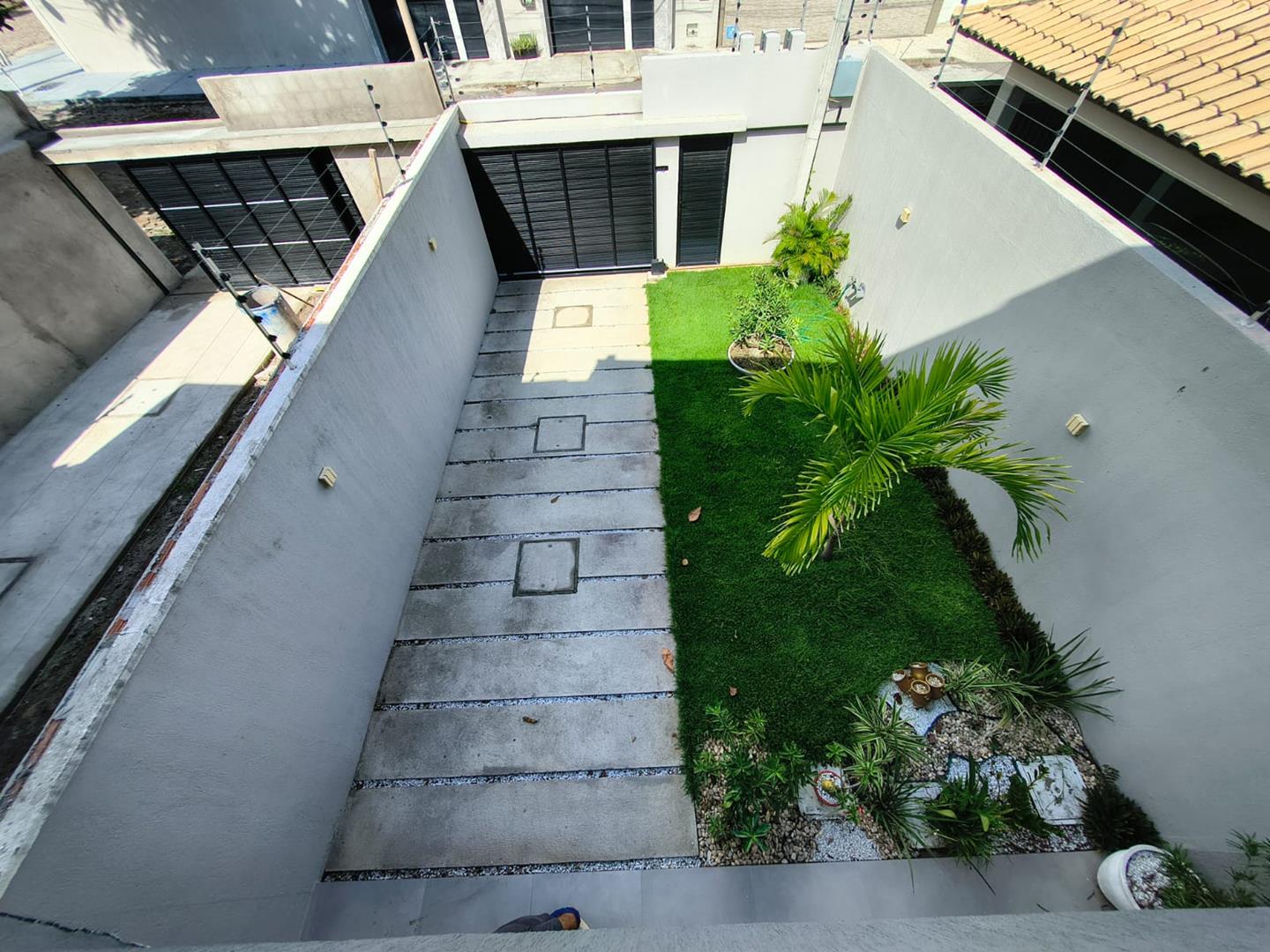 Casa Duplex Nova com 4 Suítes, 177 m² e Excelente Acabamento – R$ 720 Mil