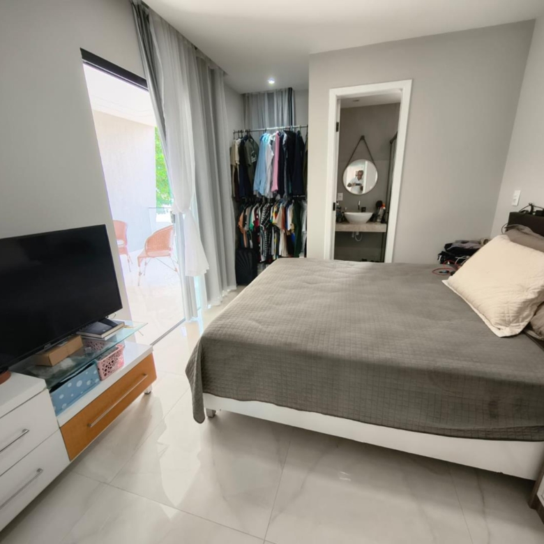 Casa Duplex Nova com 4 Suítes, 177 m² e Excelente Acabamento – R$ 720 Mil
