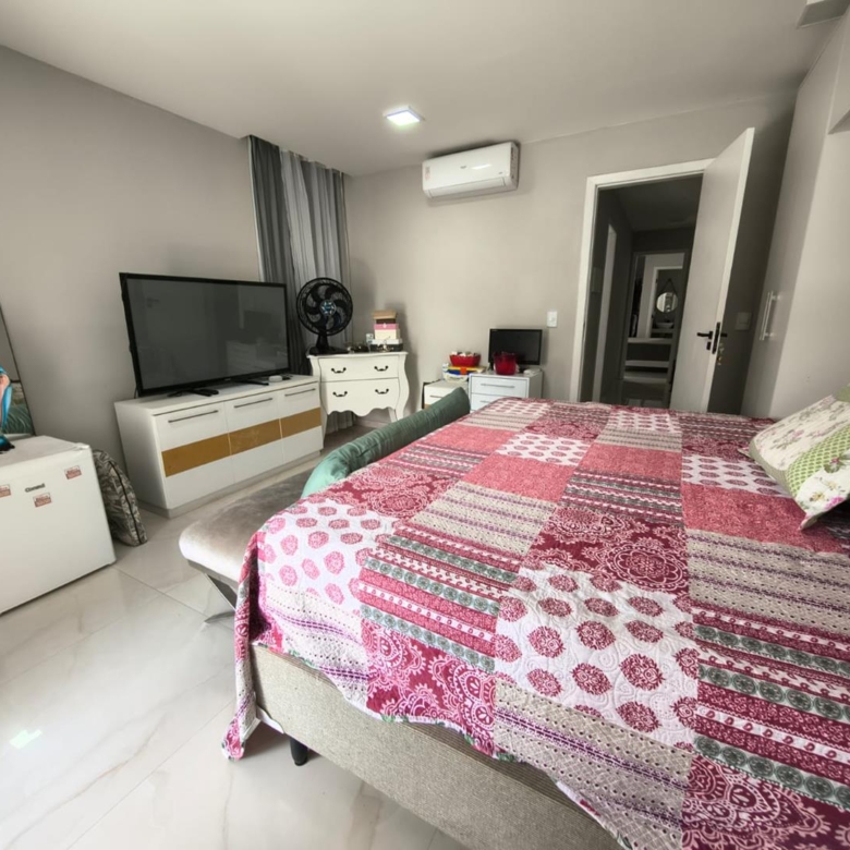 Casa Duplex Nova com 4 Suítes, 177 m² e Excelente Acabamento – R$ 720 Mil