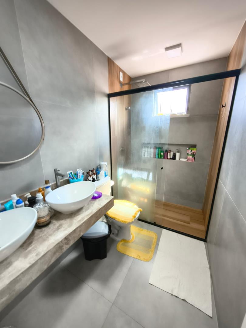 Casa Duplex Nova com 4 Suítes, 177 m² e Excelente Acabamento – R$ 720 Mil
