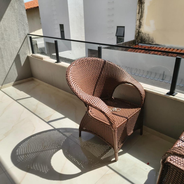 Casa Duplex Nova com 4 Suítes, 177 m² e Excelente Acabamento – R$ 720 Mil
