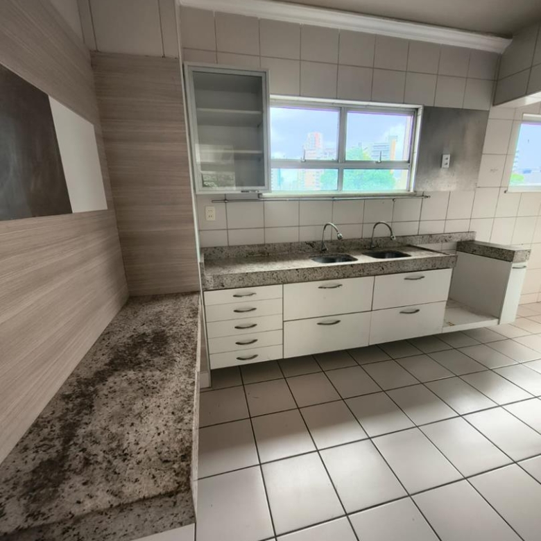Apto 90 m² na Aldeota | Closet Ampliado | Próximo à Virgílio Távora